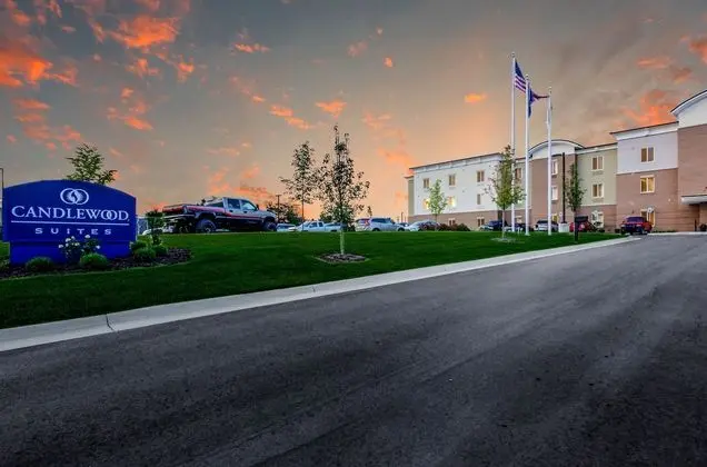 Candlewood Suites Brighton - Dış Mekan