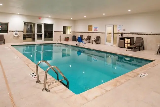 Candlewood Suites Carlsbad South - Havuz