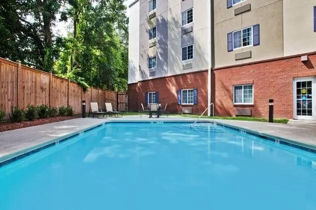 Candlewood Suites Columbus South / Fort Benning