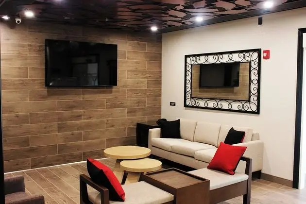 Candlewood Suites Fayetteville / University of Ark - Lobi