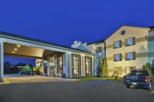 Candlewood Suites Grand Rapids Airport, an IHG Hotel