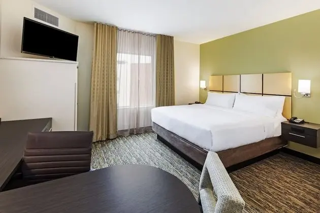 Candlewood Suites Lenexa - Overland Park Area, an IHG Hotel - Oda
