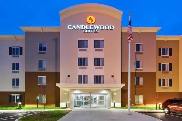 CANDLEWOOD SUITES Louisville - NE Downtown Area