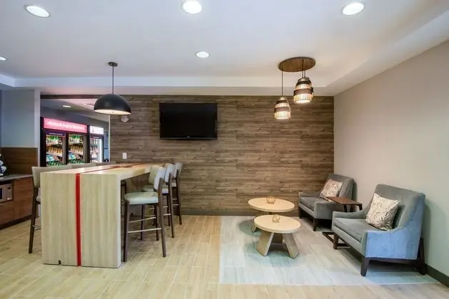 Candlewood Suites Manassas - Dış Mekan