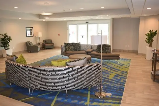 Candlewood Suites Nashville - Metro Center, an IHG Hotel - Lobi