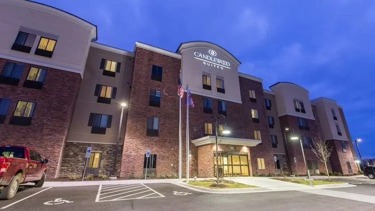 Candlewood Suites : Overland Park - W 135th St, an IHG Hotel