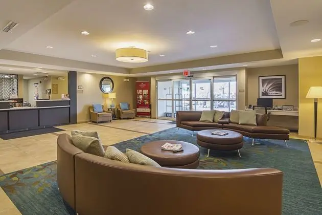 Candlewood Suites Pensacola - University Area - Dış Mekan