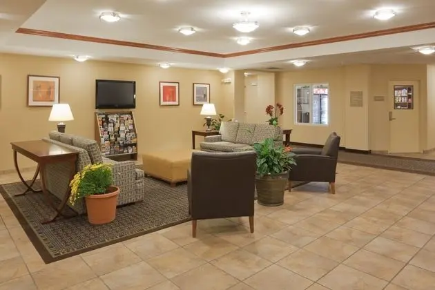 Candlewood Suites Perrysburg - Dış Mekan