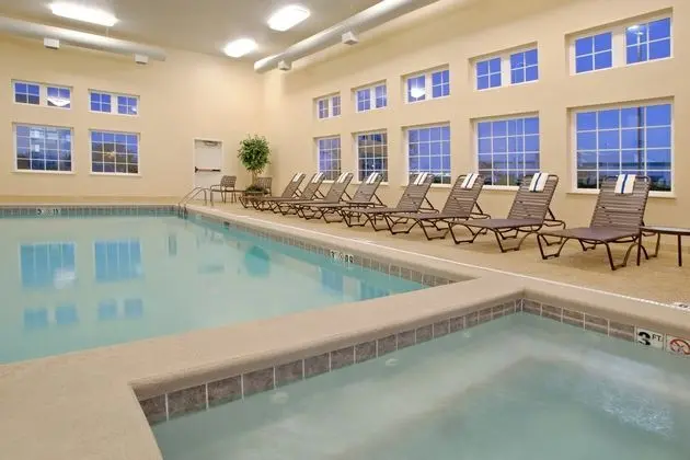 Candlewood Suites Polaris - Havuz