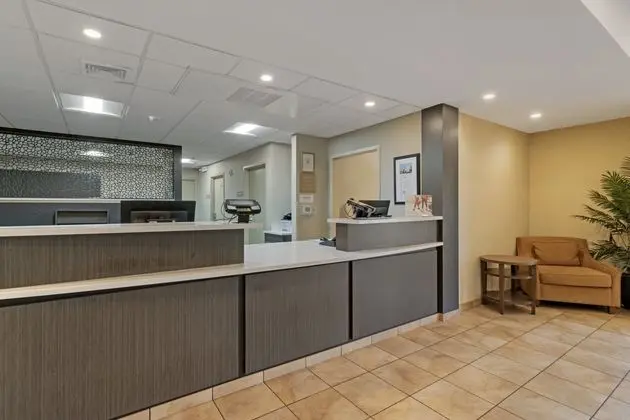 Candlewood Suites Reading - Lobi