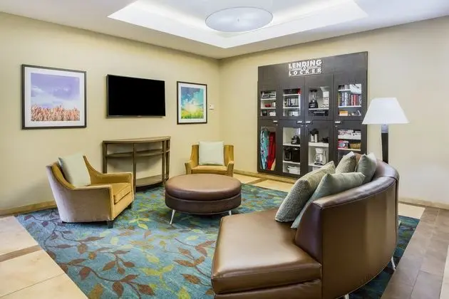 Candlewood Suites Virginia Beach/Norfolk - Lobi