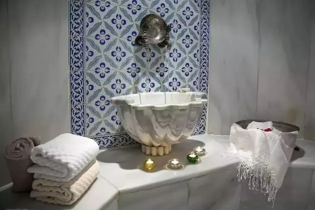 Candy Hotel - Spa