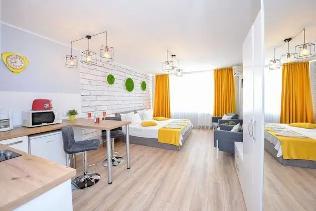 Candy Studio Cismigiu Gardens - Quiet Room - Open Kitchen - Flat Tv