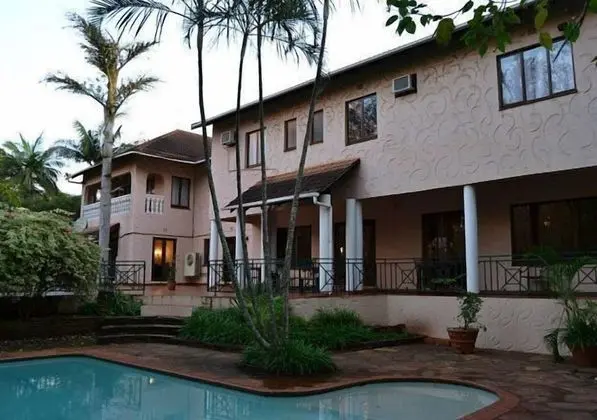 Canefields Country House