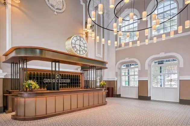 Canfranc Estación, A Royal Hideaway Hotel - Lobi
