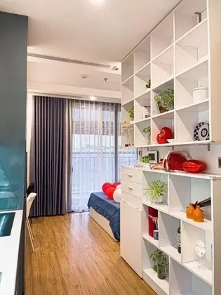 Canh Apartment in Vinhomes Green Bay - Oda Düzeni