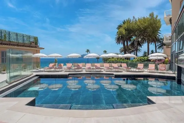 Canopy by Hilton Cannes - Havuz