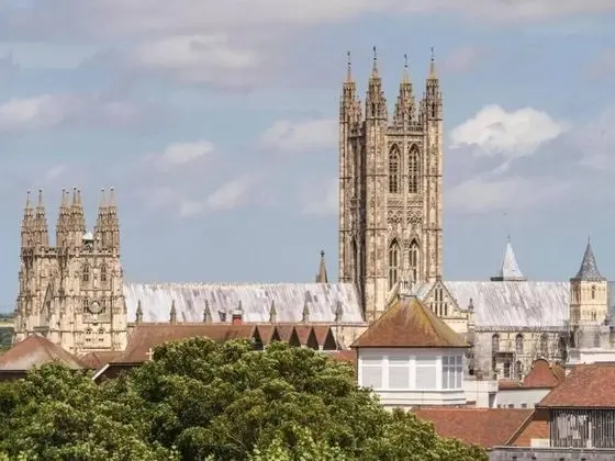 Canterbury's Best Kept Secret - City Centre Suite