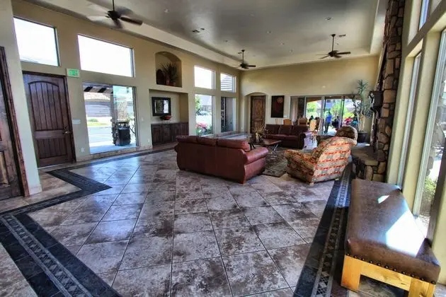 Canyon Villas at Coral Ridge - Lobi