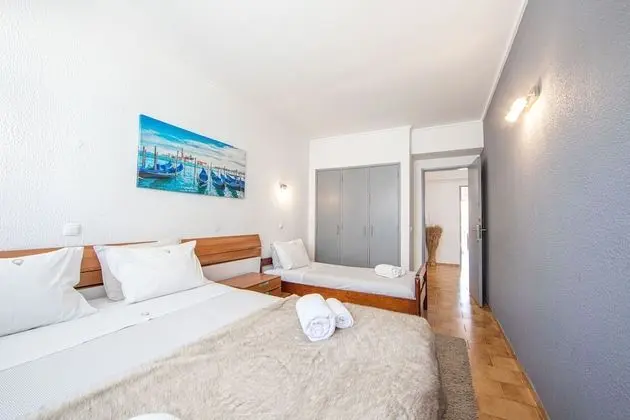 Caparica Beach Apartment by Host-Point