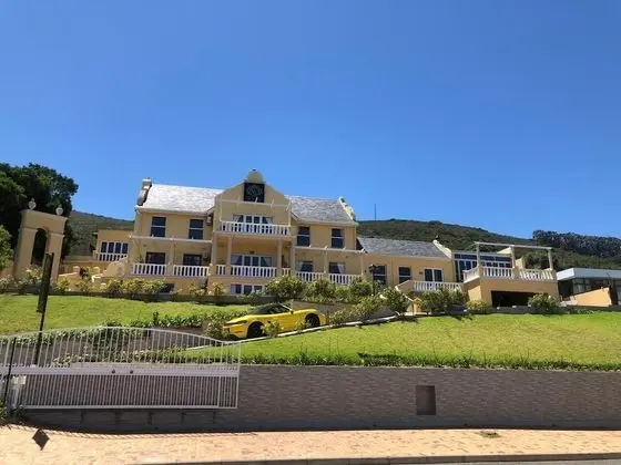 Cape Grandeur - Dış Mekan