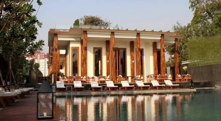 Cape Nidhra Hotel