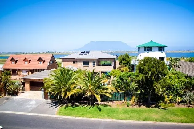 Cape Oasis Guesthouse - Dış Mekan