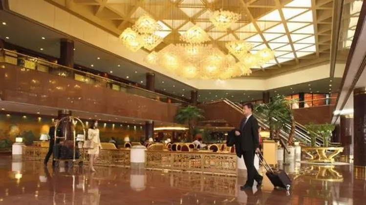 Capital Hotel Beijing - Lobi