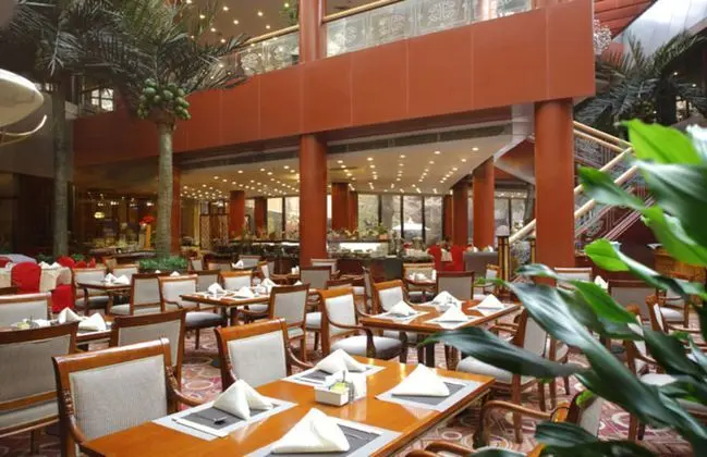 Capital Hotel Beijing - Yeme / İçme
