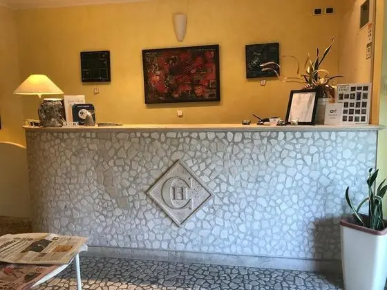 Hotel Capital - Lobi