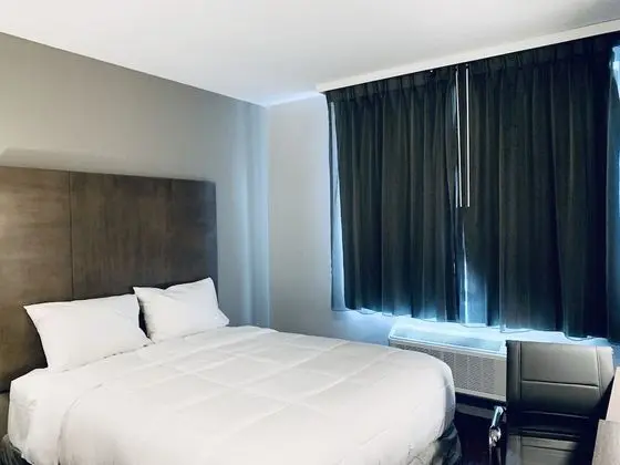Capital Hotel - Oda