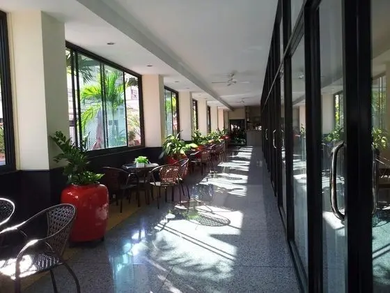 The Capital Mansion - Genel