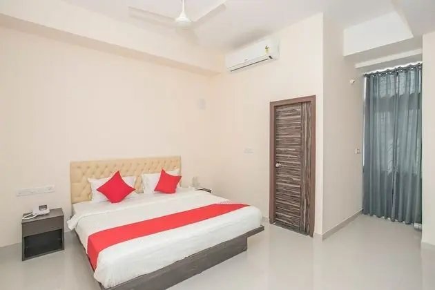 Capital O 12543 3 Square - Öne Çıkan Resim