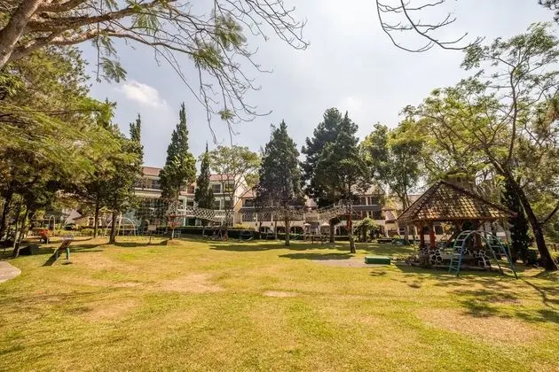 Capital O 1256 Sangga Buana Resort - Dış Mekan