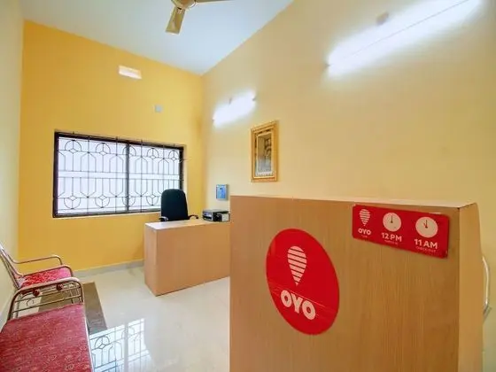 Capital O 13489 Garuda Comforts - Yerinde Yemek