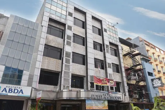 Capital O 166 Hotel Princess