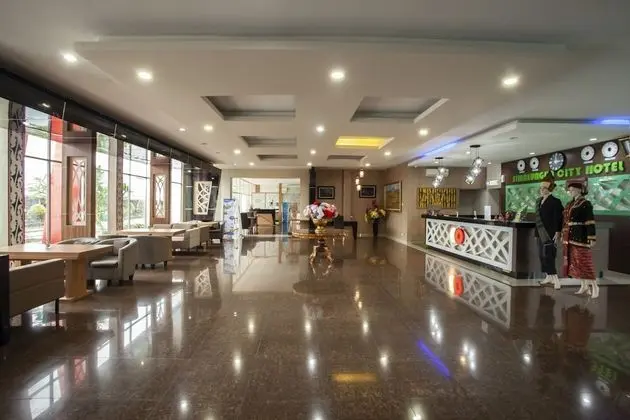 Capital O 1709 Simalungun City Hotel - Lobi