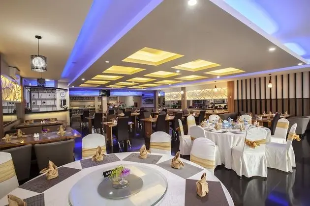 Capital O 1709 Simalungun City Hotel - Yerinde Yemek
