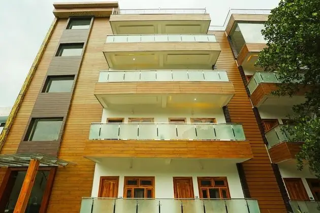 Capital O 18317 Hotel Samriddhi Retreat - Dış Mekan