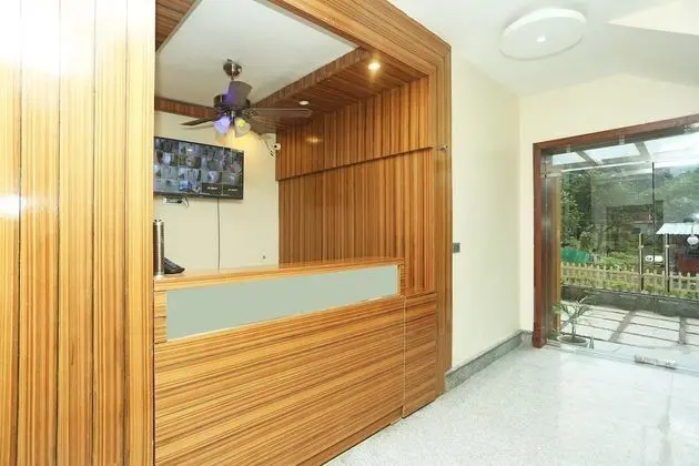 Capital O 18317 Hotel Samriddhi Retreat - Lobi
