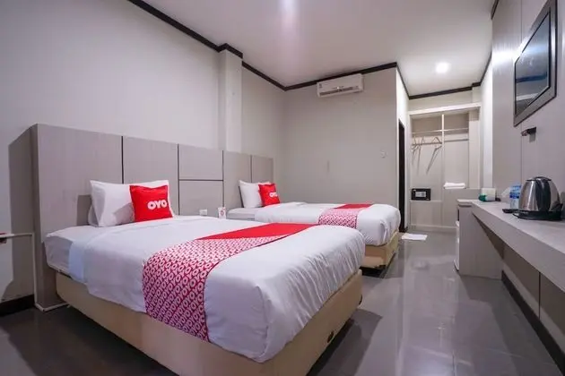 Capital O 2102 Grand Mutiara Hotel - Oda