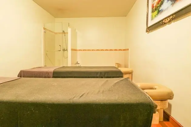 Capital O 2114 Grand Jimbaran Boutique Hotel - Spa