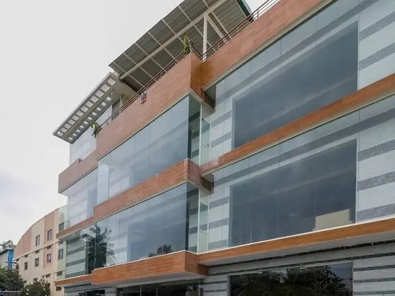 Capital O 22212 J K Golden Embassy - Dış Mekan