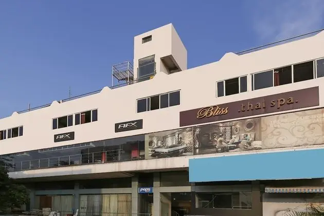 Capital O 22428 Hotel Dreams