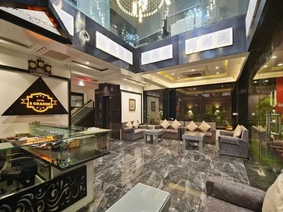 Capital O 22945 Jmc Hotel S-grande - Lobi