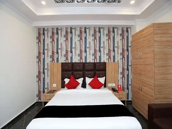 Capital O 26694 Hotel Anubhav - Oda