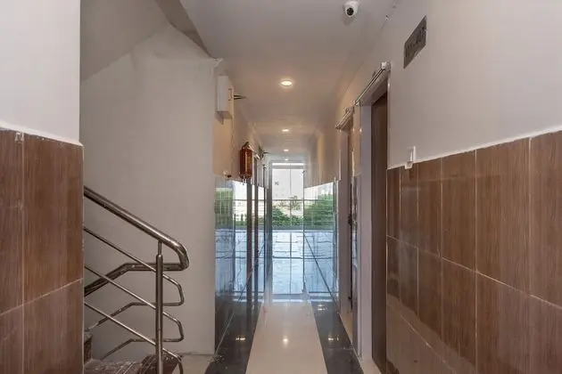 Capital O 27775 Hotel Srinivasa Residency - İç Mekan