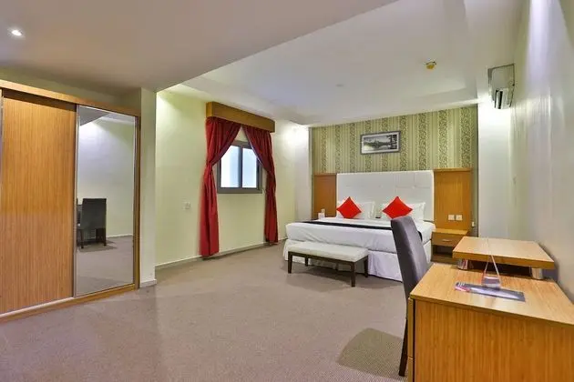 Capital O 338 Asian Hotel - Oda