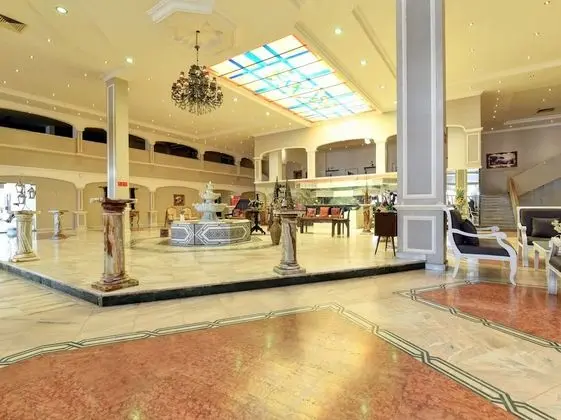 Capital O 419 Al Safeer Hotel - Lobi