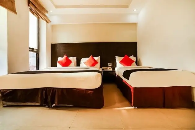 Capital O 44416 Paharganj Dx 1